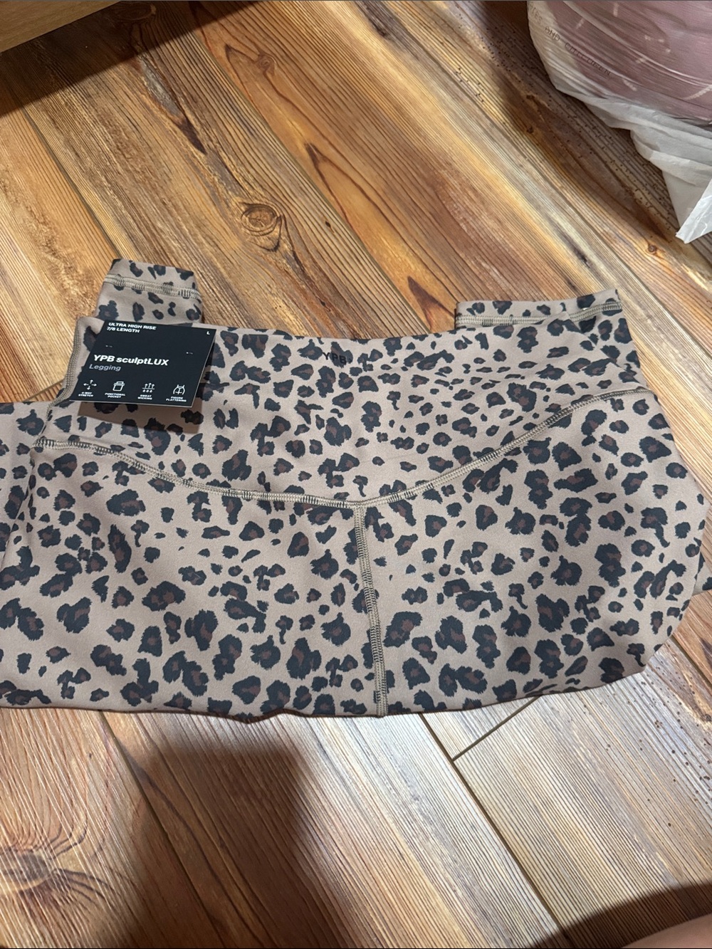 Abercrombie and fitch leggings - Picture 2 of 3